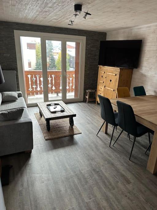 Au Myosotis, Cosy Au Pied Des Pistes Avec Vue Et Coeur De Station Lejlighed Les Deux Alpes Eksteriør billede